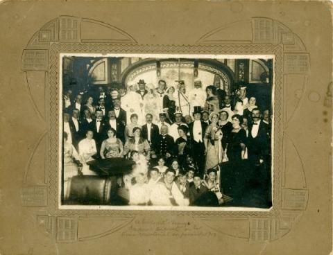Primera imagen del registro A bordo del "Koenig Frederick August" en la línea ecuatorial en junio 1913