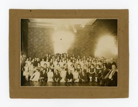 Primera imagen del registro Retrato grupal en el Club Rancagua