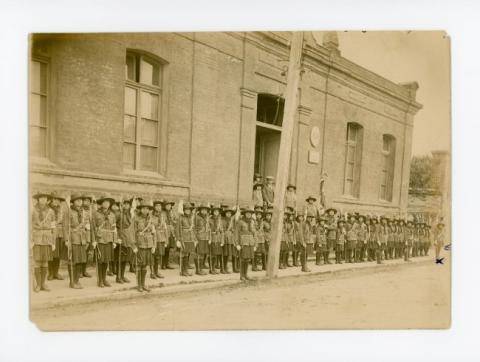 Primera imagen del registro Brigada n° 1 de niñas Scout, 1927.