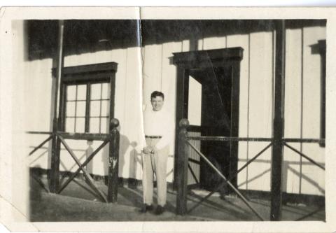 Primera imagen del registro Retrato de hombre en Oficina Keryma
