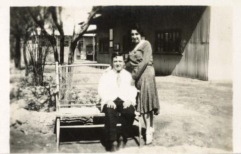 Primera imagen del registro Retrato de pareja en Oficina Keryma