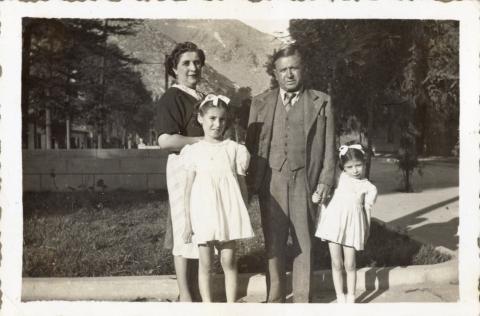 Primera imagen del registro Retrato de la familia Pizarro Bassi